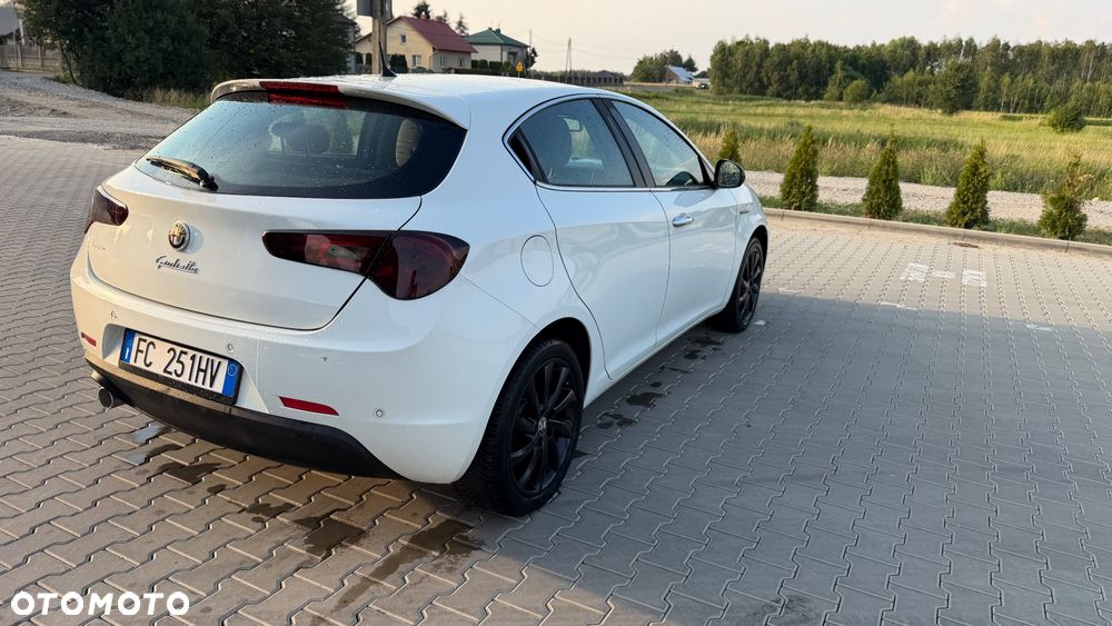Alfa Romeo Giulietta 1.6 JTDM 16V Sport - 8