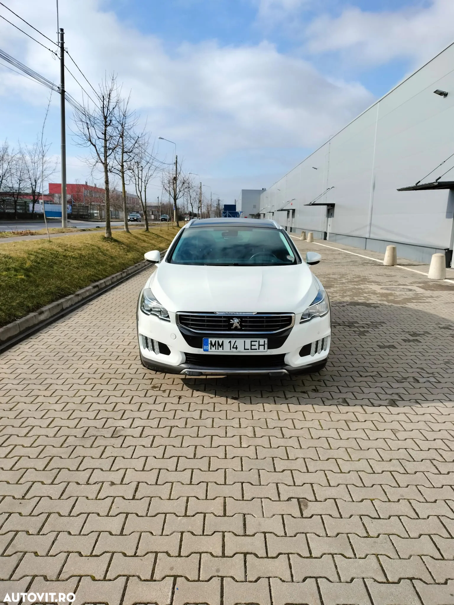 Peugeot 508 RXH Hybrid4 - 20