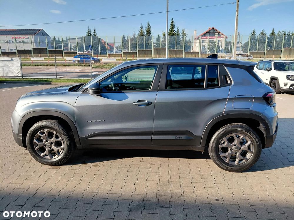 Jeep Avenger 1.2 T3 mHEV Longitude eDCT6 - 8