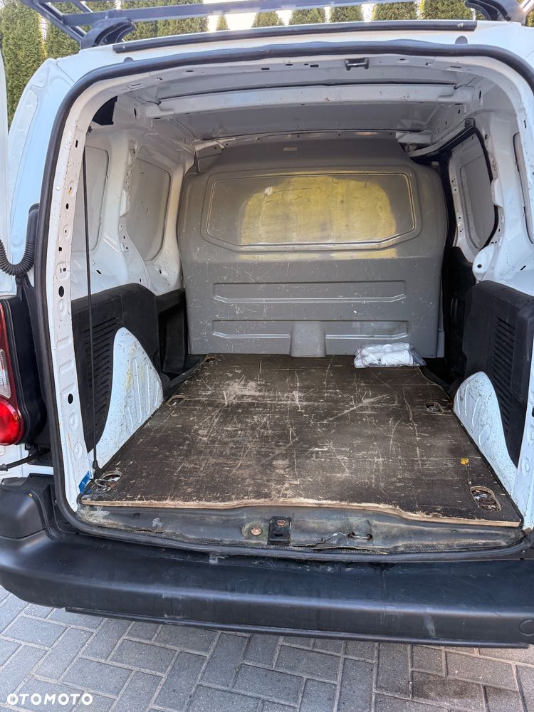 Peugeot PARTNER - 30