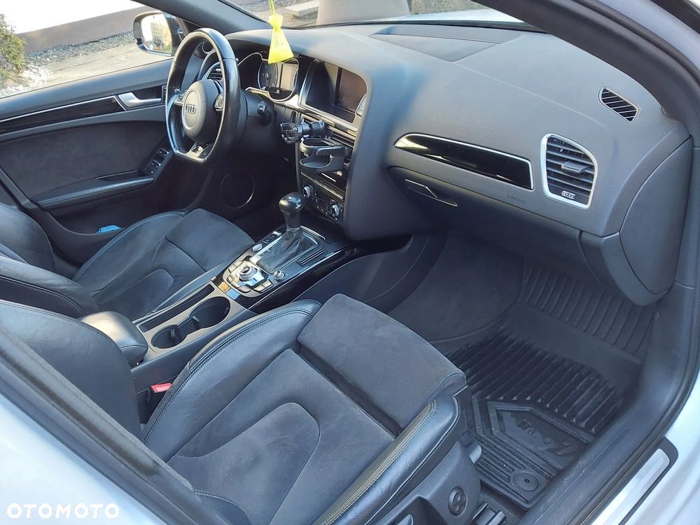 Audi A4 Avant - 19