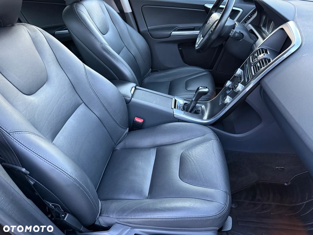Volvo XC 60 D3 Inscription - 22