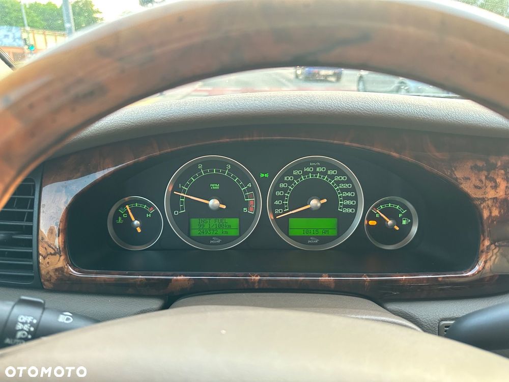 Jaguar S-Type 2.7 V6 D Executive - 33
