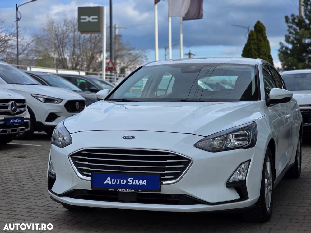 Ford Focus 1.0 EcoBoost Trend Edition - 4
