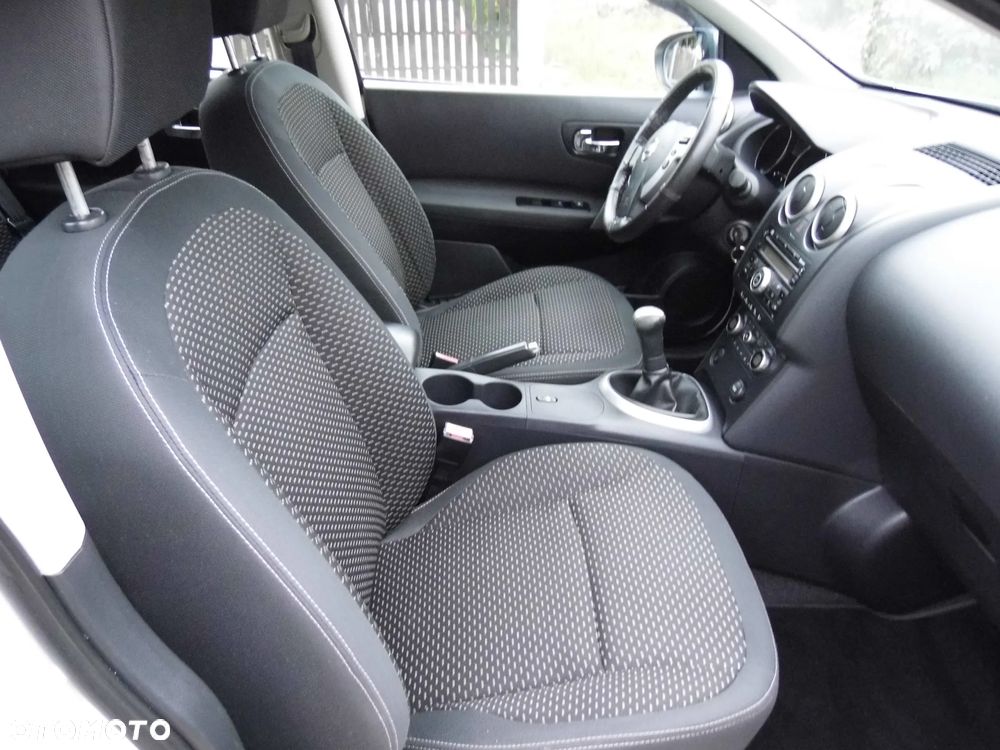 Nissan Qashqai 1.6 visia - 25