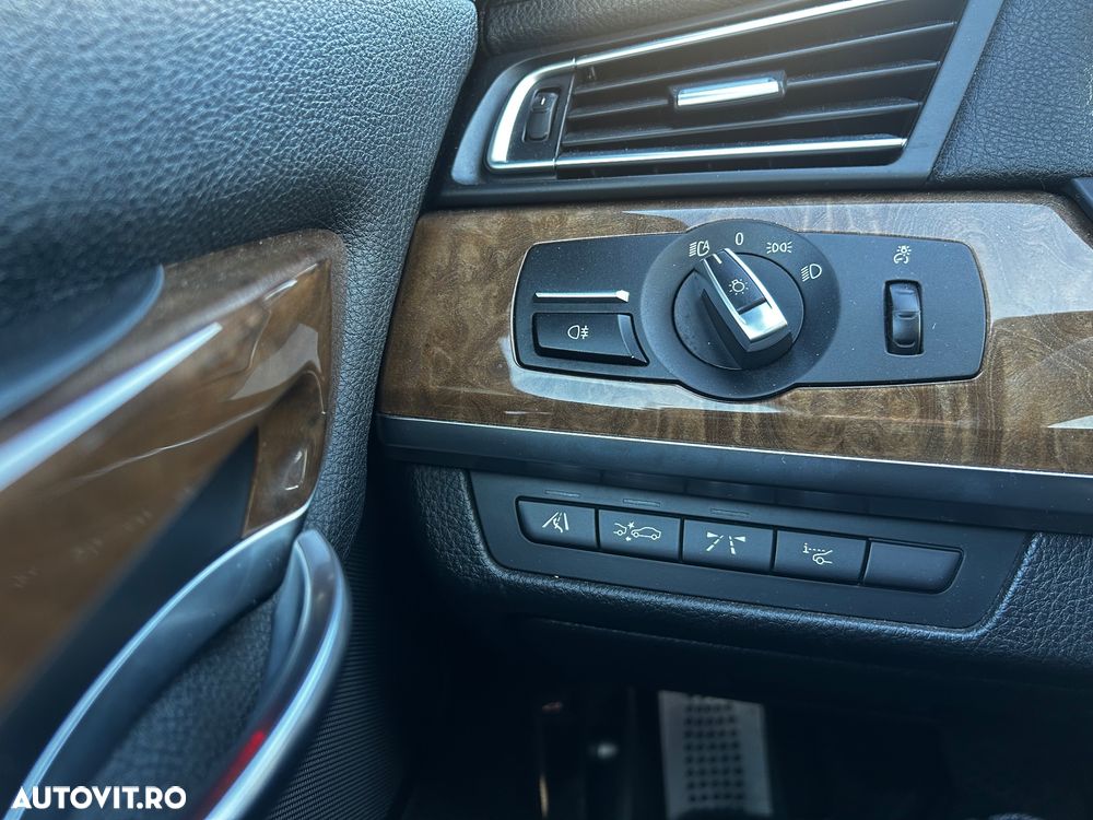 BMW Seria 7 740d Aut. - 14