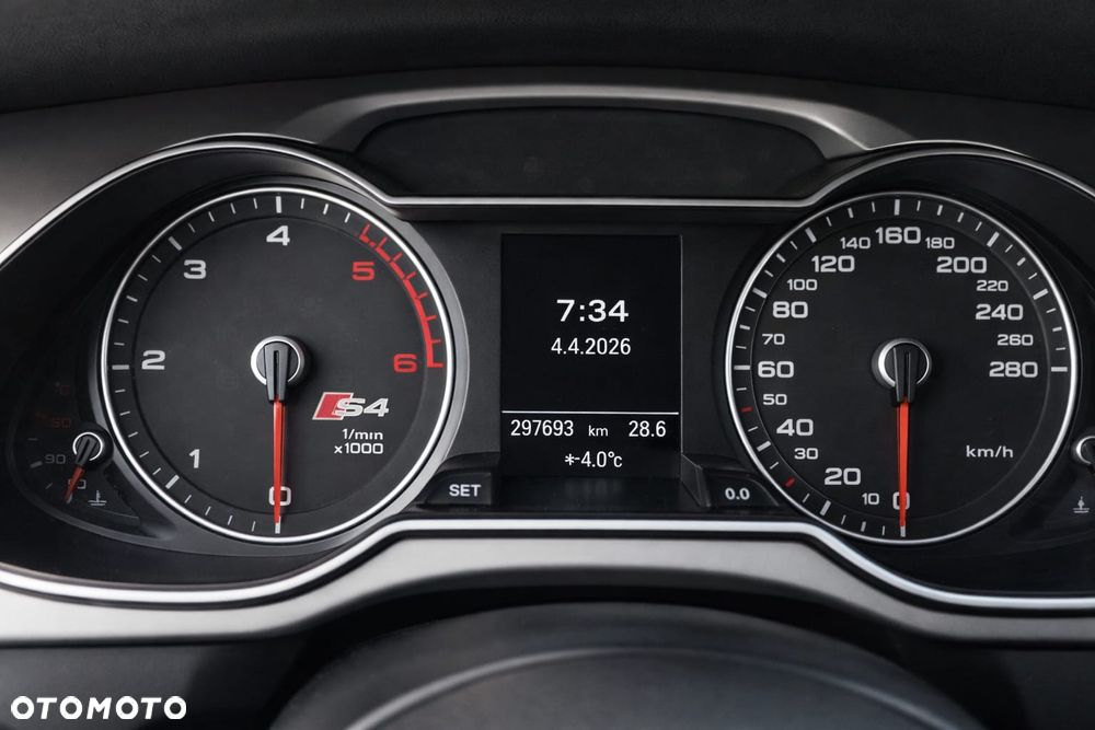 Audi A4 Avant 2.0 TDI Quattro - 12