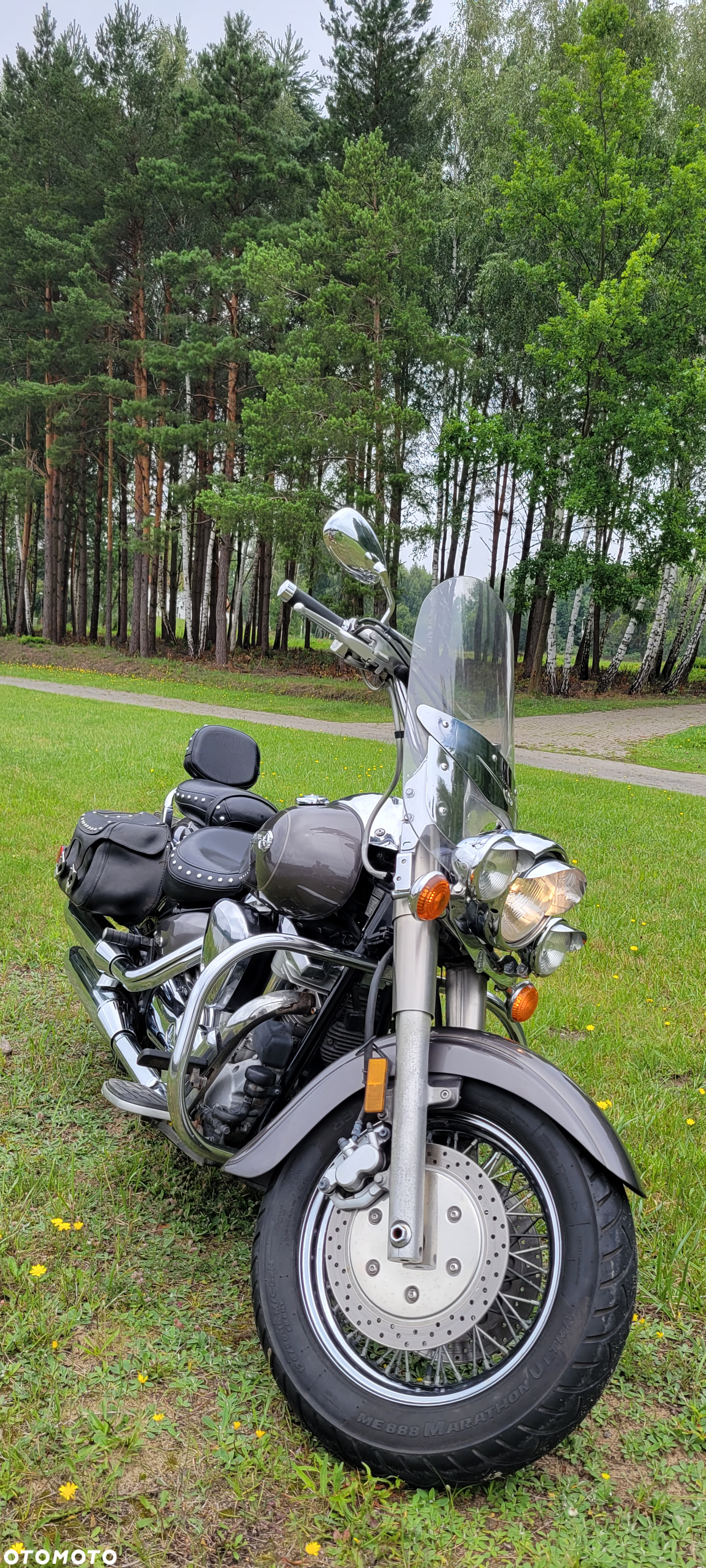 Yamaha Road Star - 2