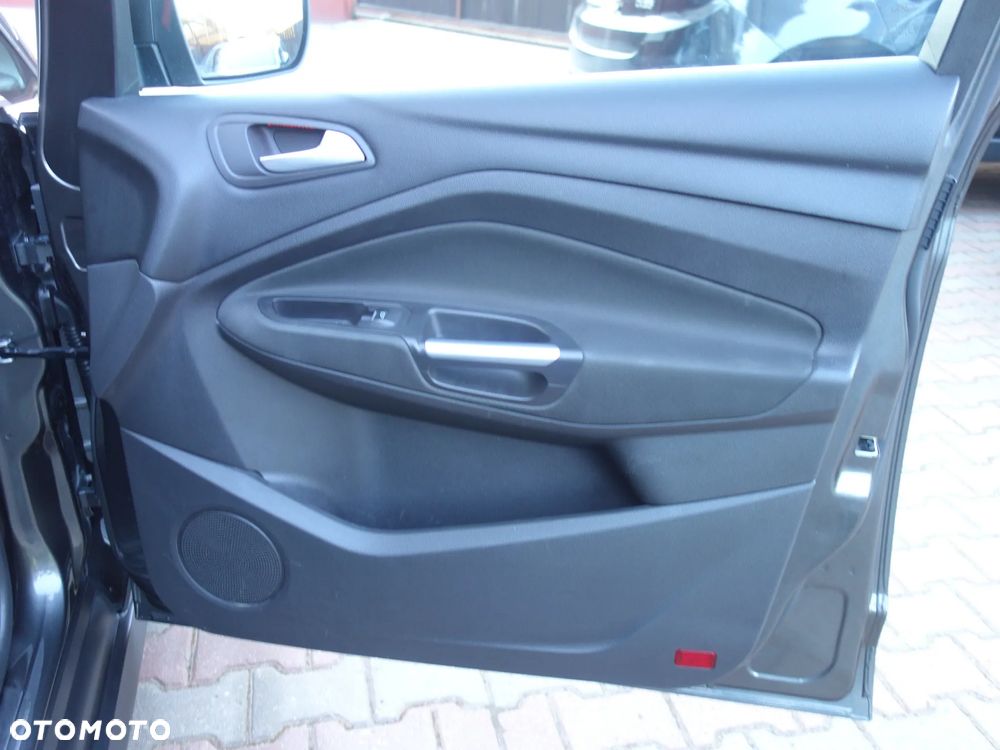 Ford C-MAX 2.0 TDCi Start-Stop-System Titanium - 21