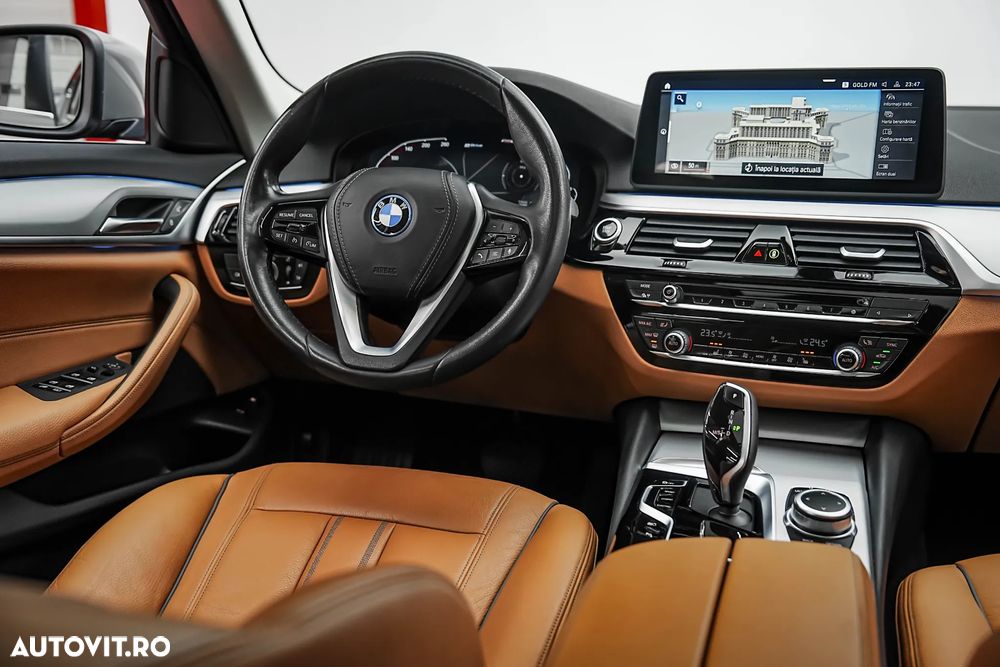 BMW Seria 5 520e Aut. - 16