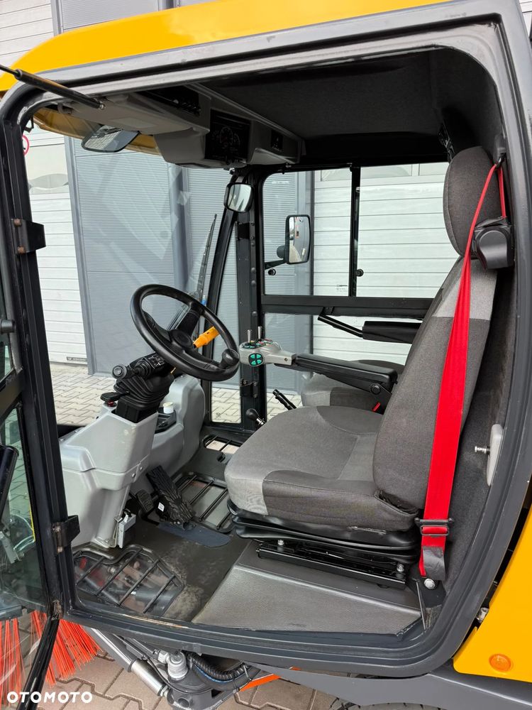 Inny Zamiatarka Johnston Bucher C202 // 2021 r. - 19