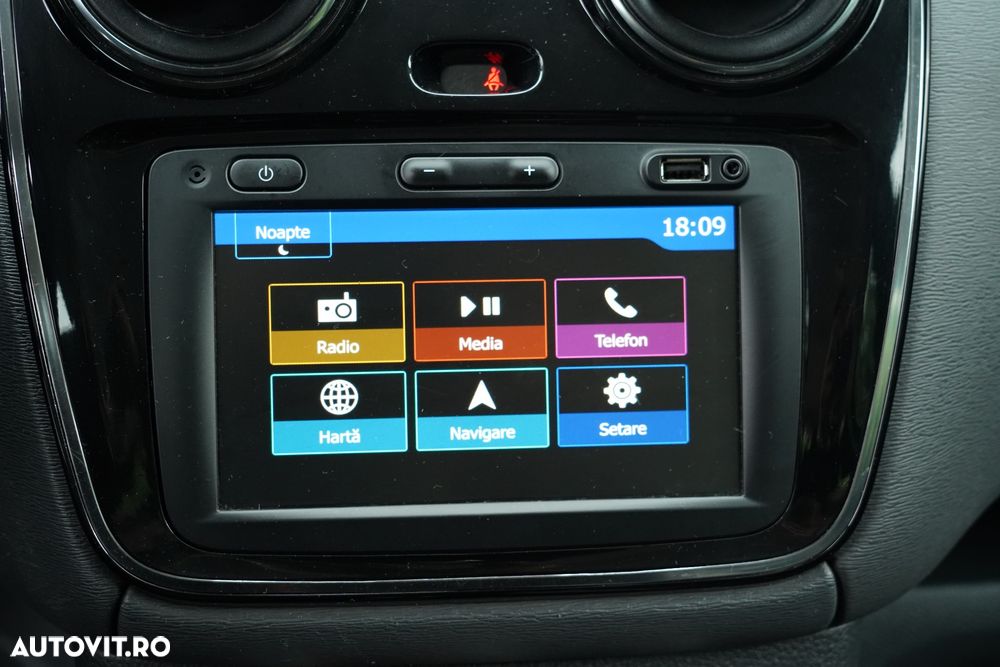Dacia Lodgy 1.5 Blue dCi Stepway - 11