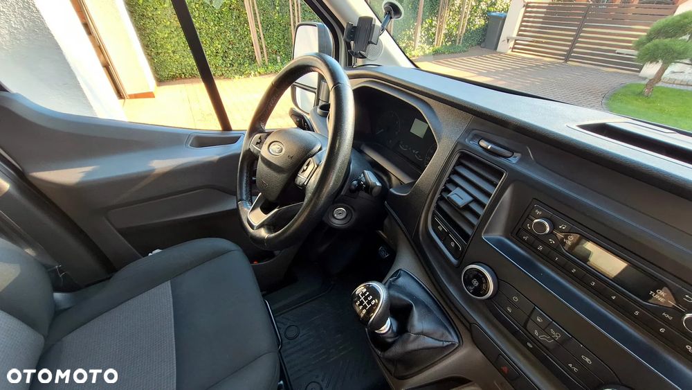 Ford Transit - 20