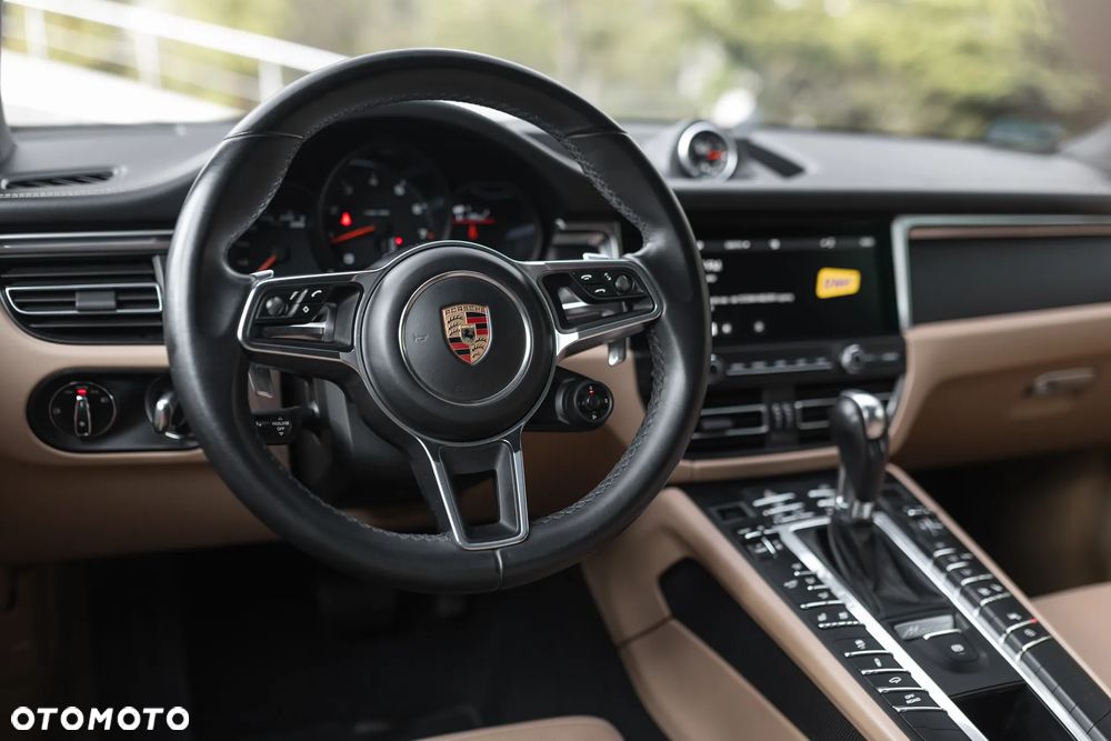 Porsche Macan - 15