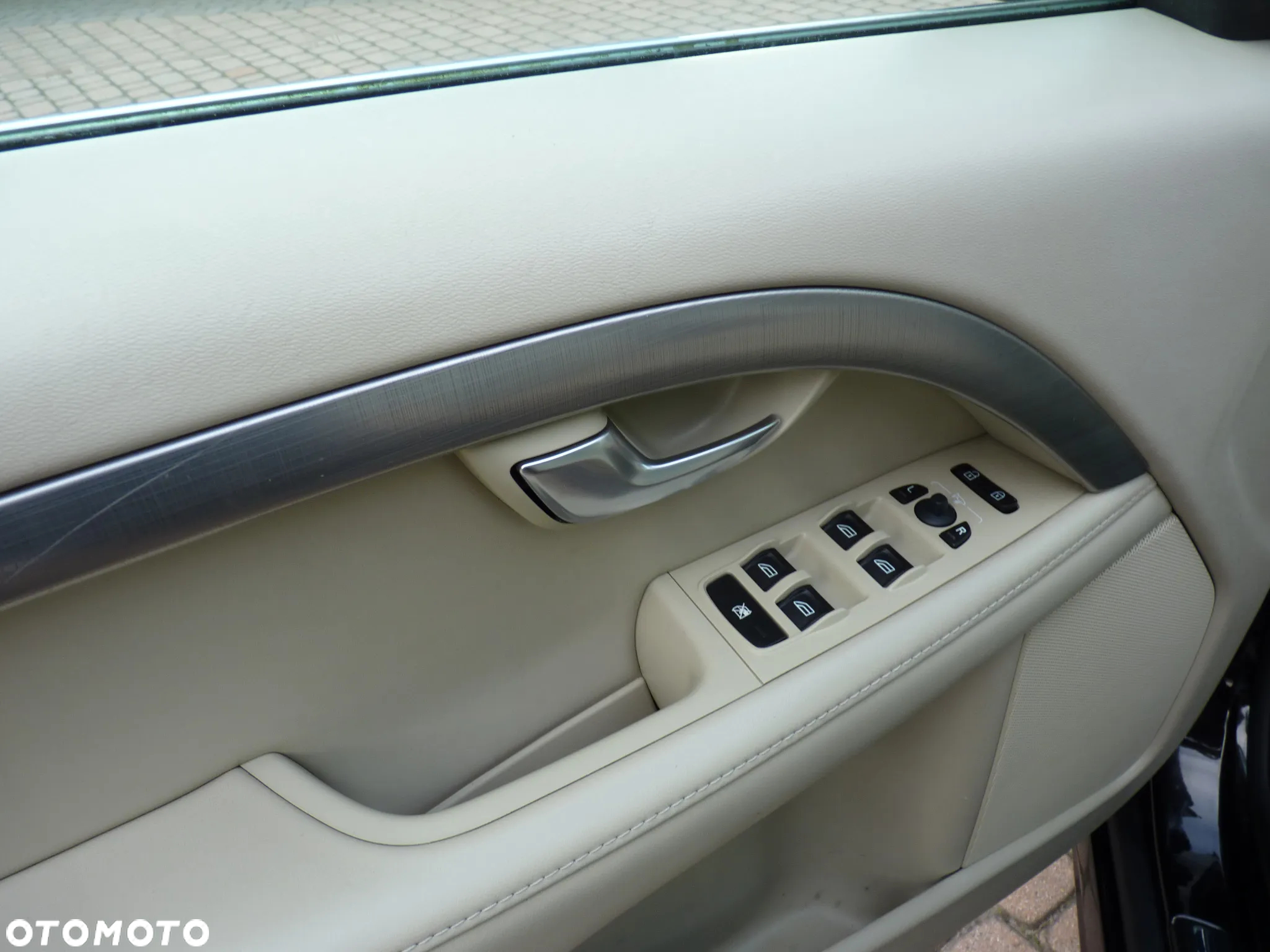 Volvo S80 2.4D Momentum - 17