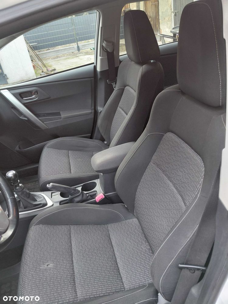 Toyota Auris - 7
