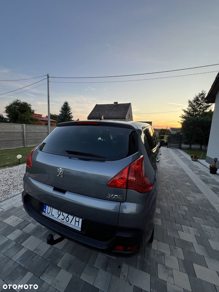 Peugeot 3008 1.6 Premium - 8