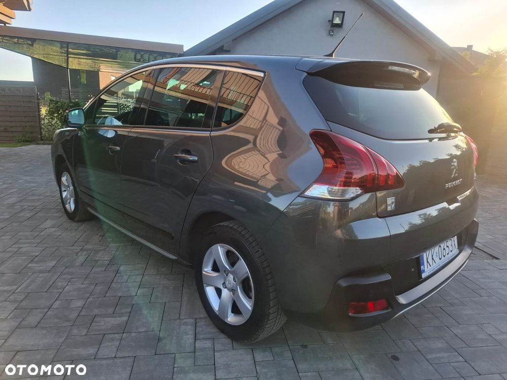 Peugeot 3008 2.0 HDi HYbrid4 - 9
