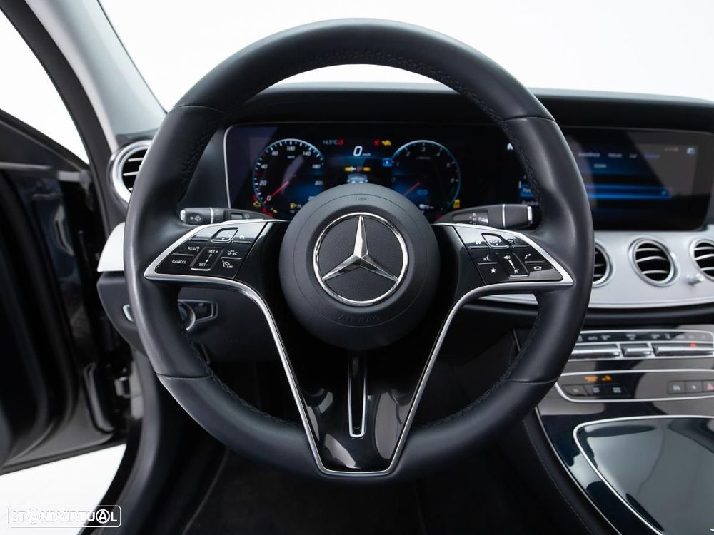 Mercedes-Benz E 300 de 4Matic 9G-TRONIC - 23