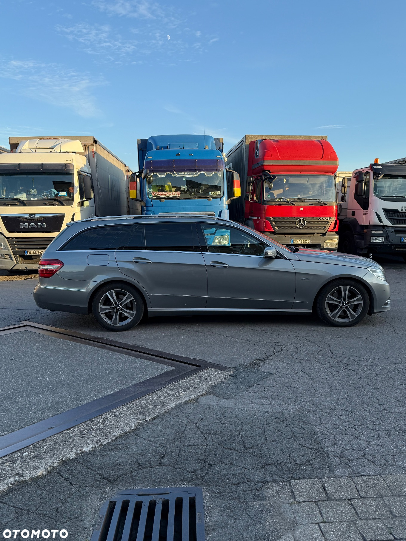 Mercedes-Benz Klasa E 250 CDI 4-Matic BlueEff Avantgarde - 4