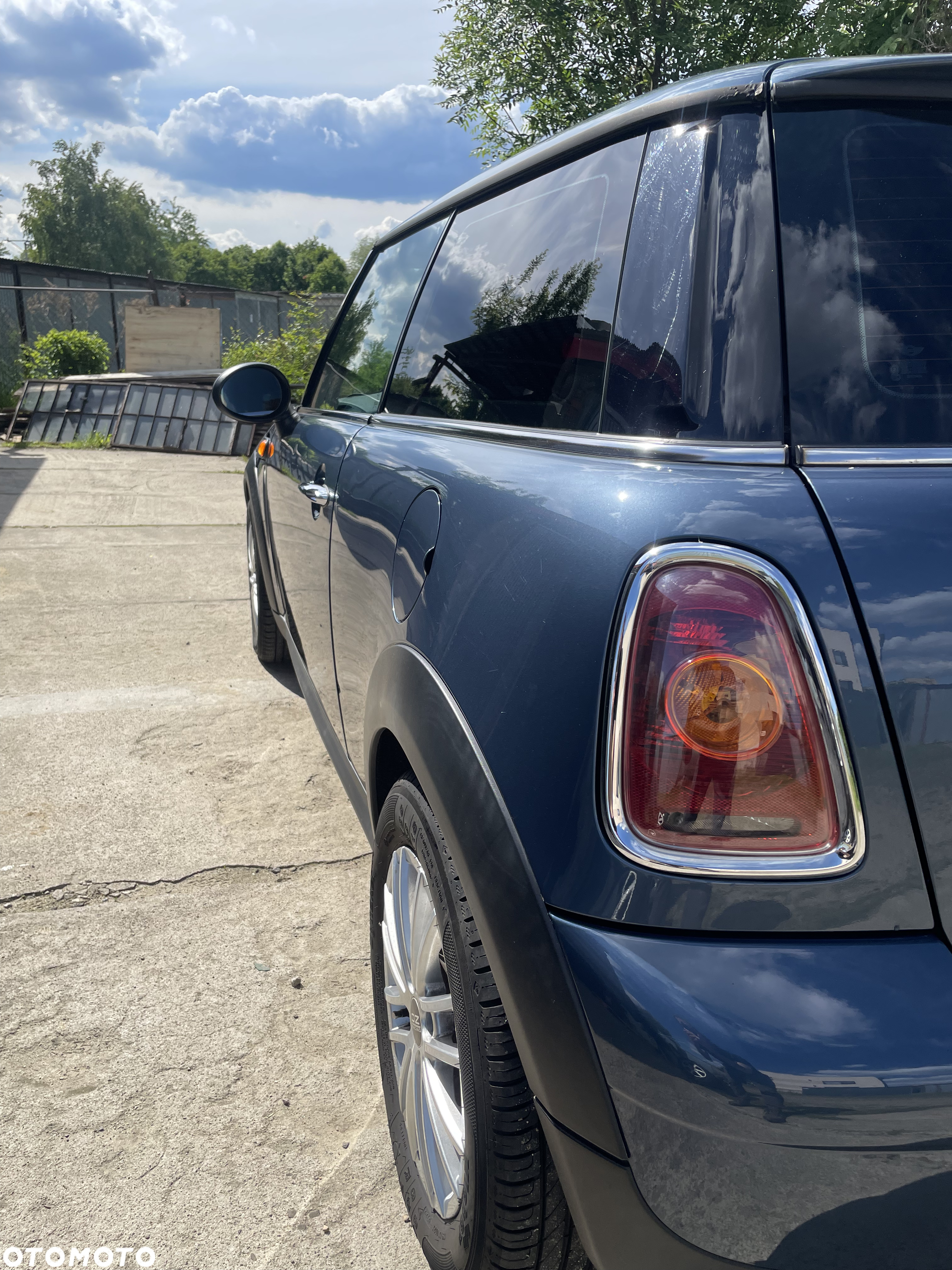 MINI ONE Standard - 6