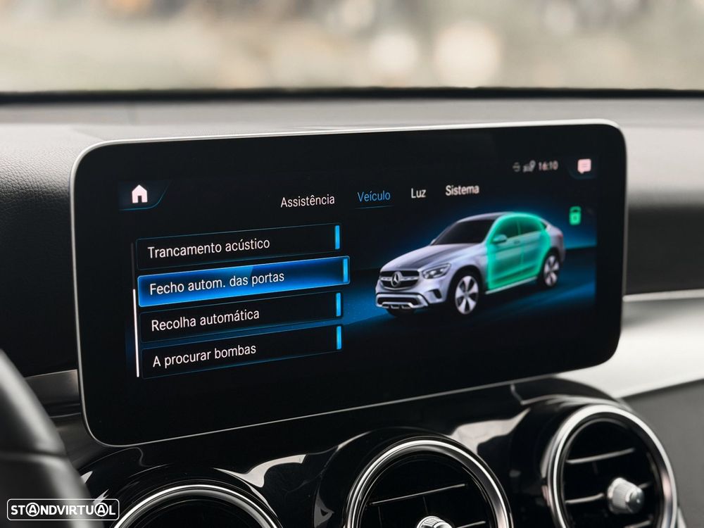 Mercedes-Benz GLC 300 e Coupé 4Matic - 22