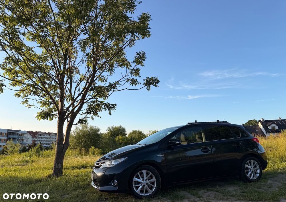 Toyota Auris 1.8 HSD Prestige NAVI - 3