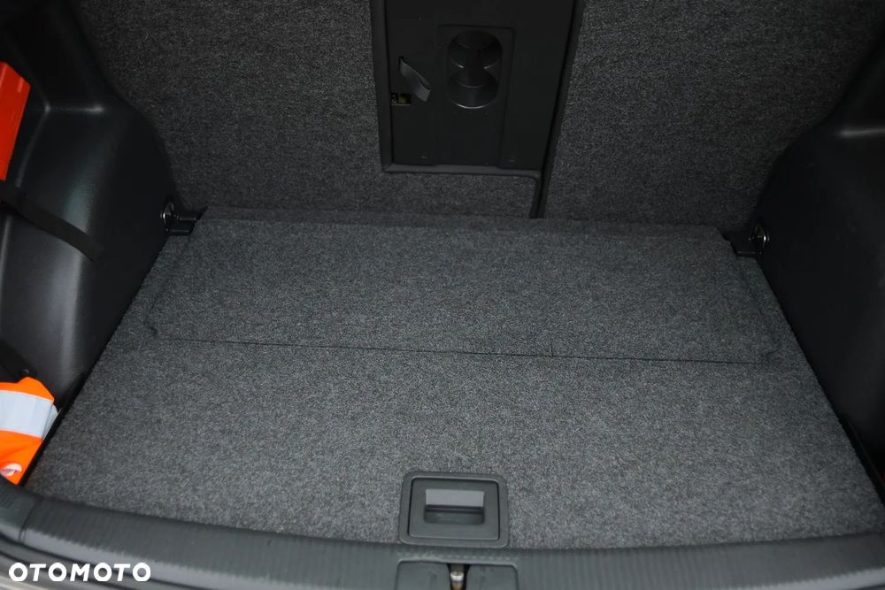 Volkswagen Golf Plus Plus1.6 TDI DPF BlueMotion Technology Style - 18