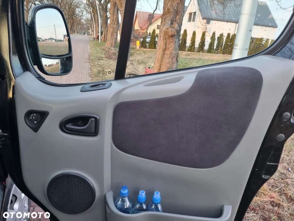 Renault Trafic L1H1 Passenger Lux - 22