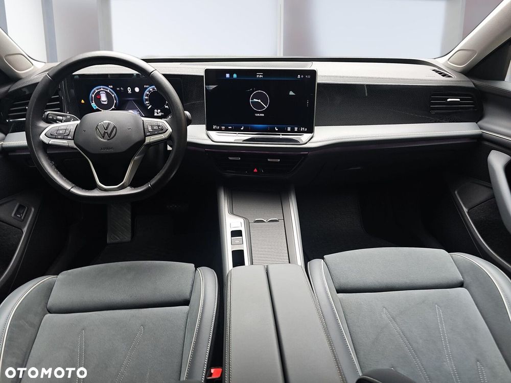 Volkswagen Passat - 8