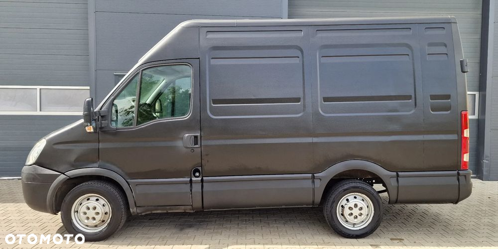 Iveco Daily 35S11V - 3