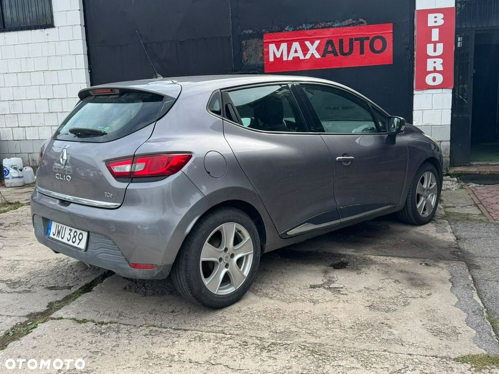 Renault Clio - 13