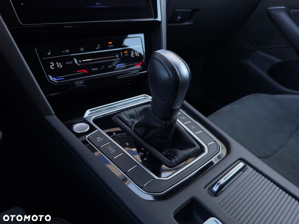 Volkswagen Arteon 2.0 TSI R-Line DSG - 32