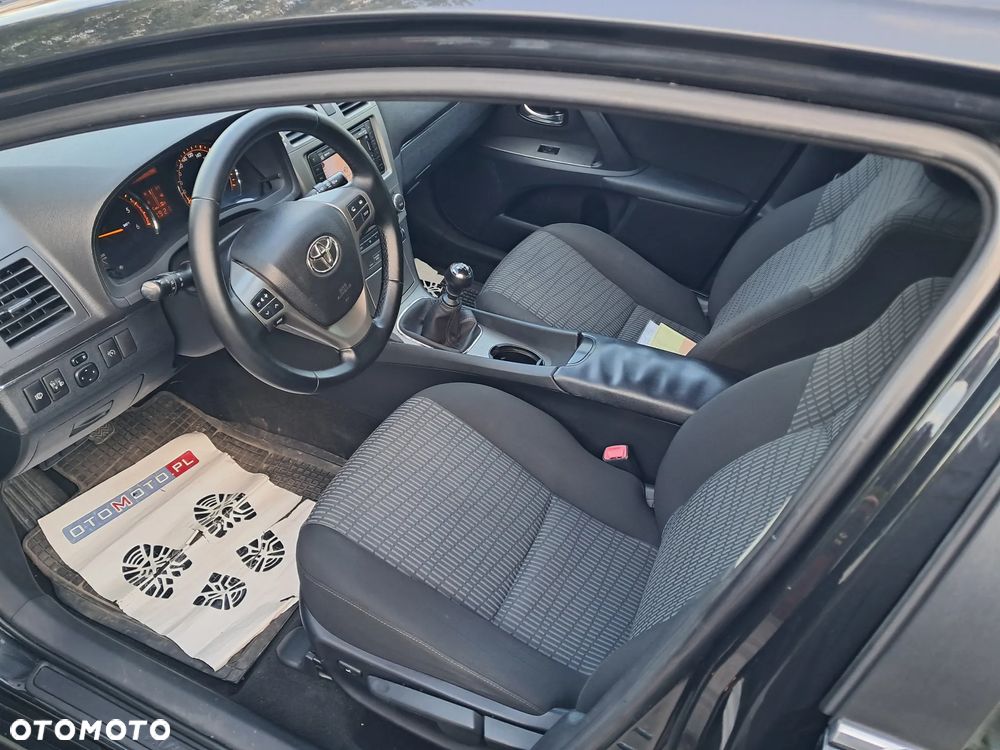 Toyota Avensis 2.0 D-4D Sol - 14