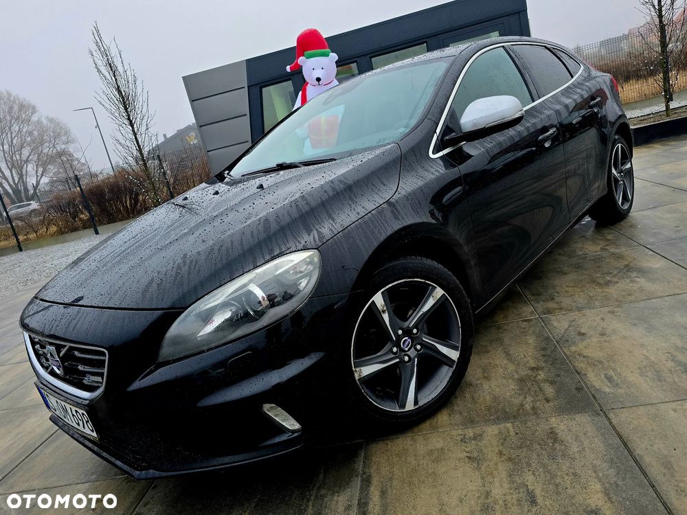 Volvo V40 D2 R Design - 6