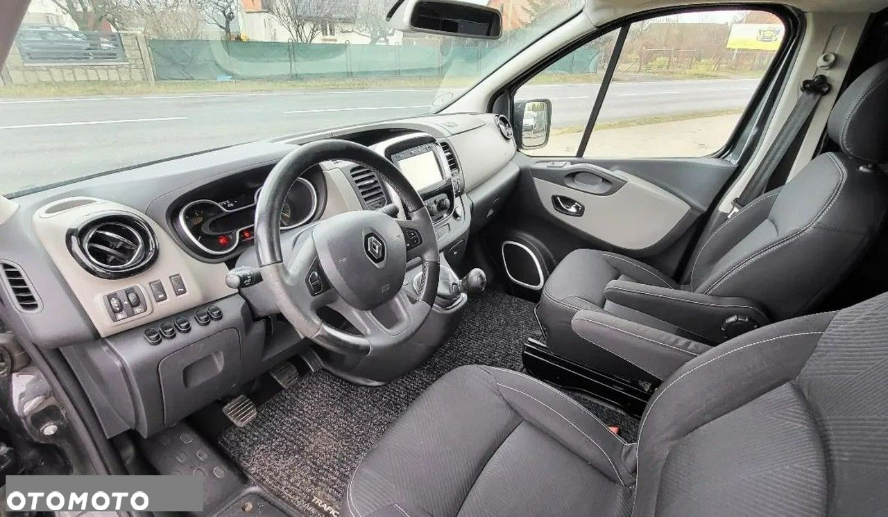Renault Trafic - 9