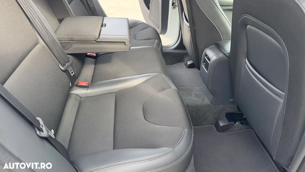 Volvo XC 60 D4 VEA Start-Stop Momentum - 13