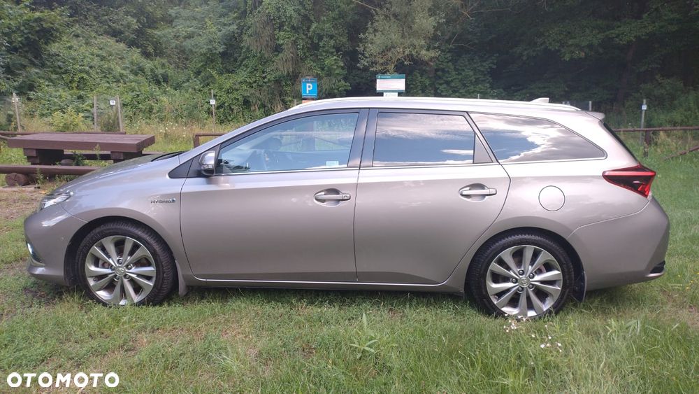 Toyota Auris 1.8 HSD Luna - 5
