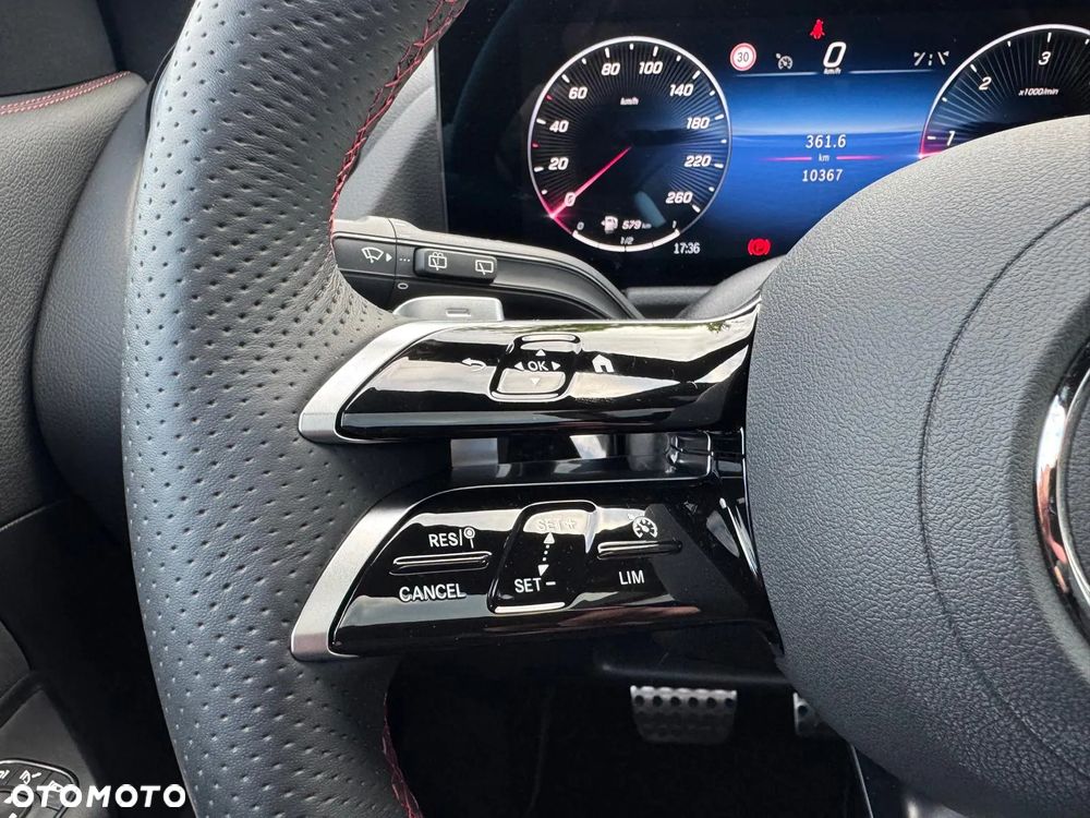 Mercedes-Benz GLA 200 d 4Matic 8G-DCT Style - 17