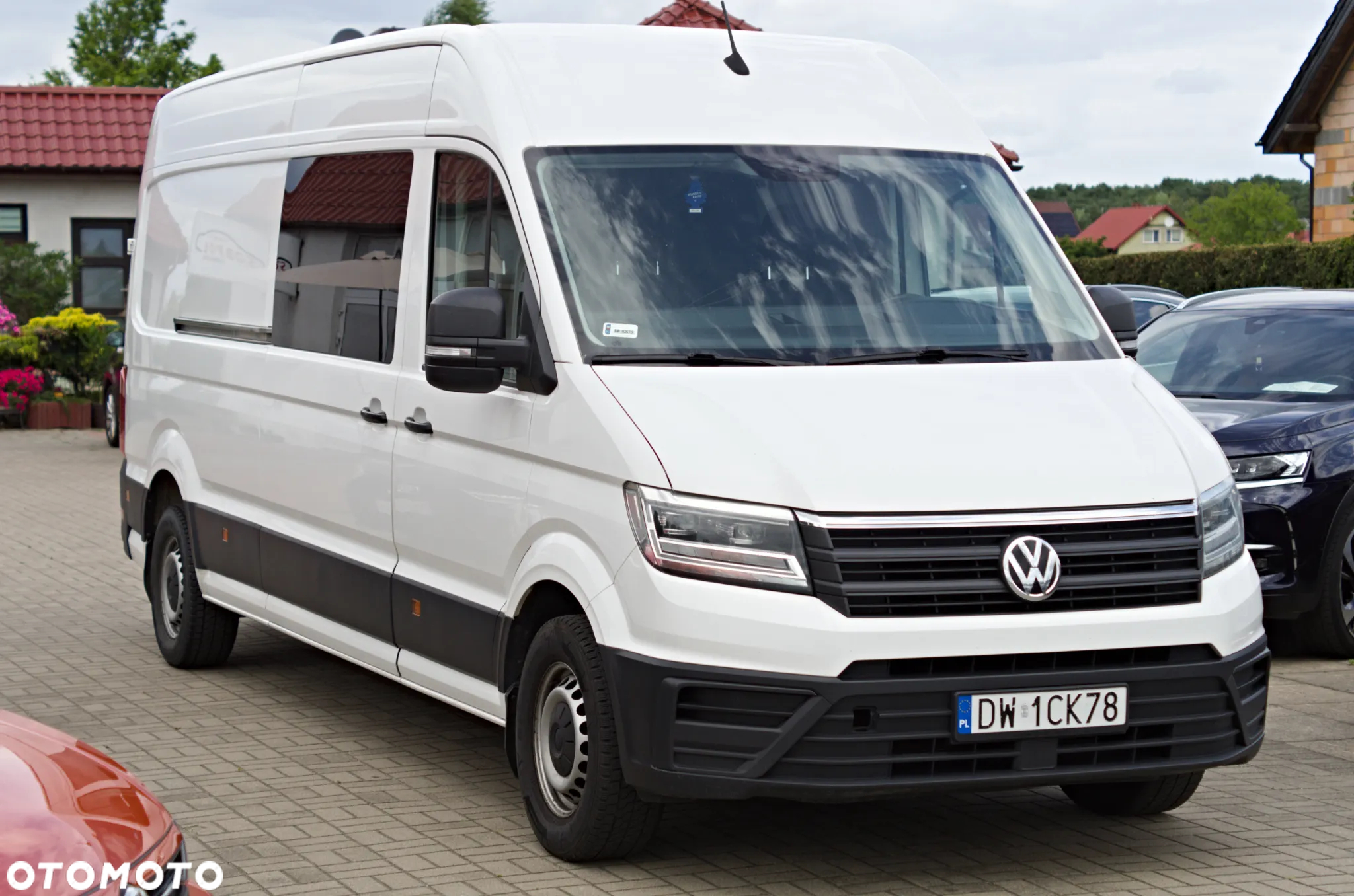 Volkswagen Crafter brygadówka 6 osób, ładowność 1177kg, Krajowy - 3