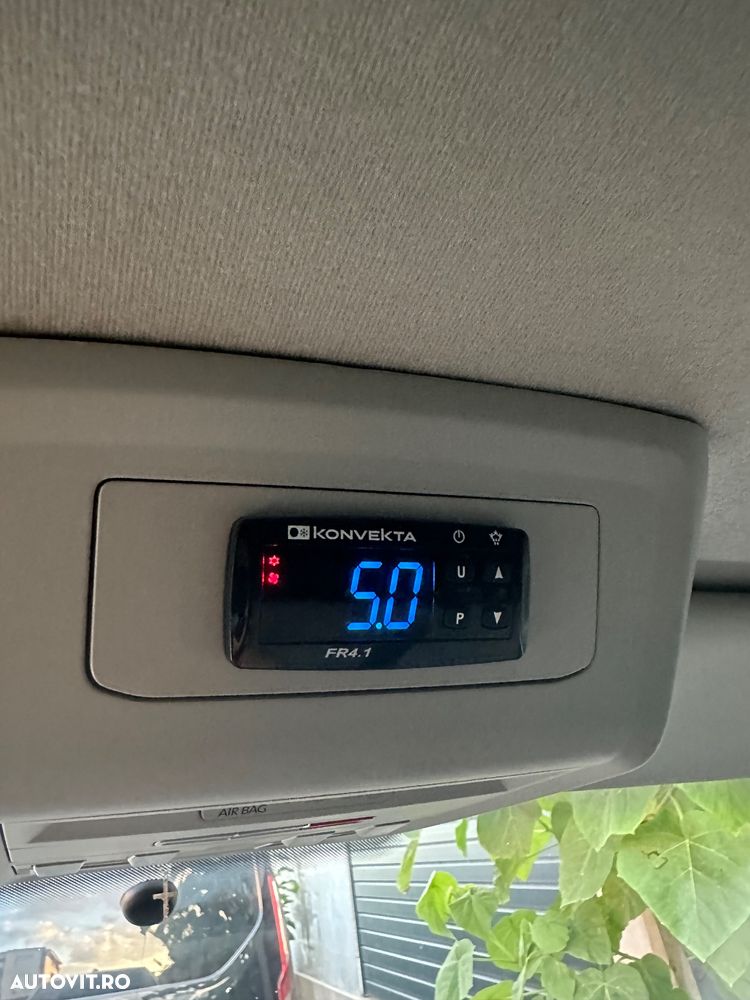 Volkswagen Transporter - 10