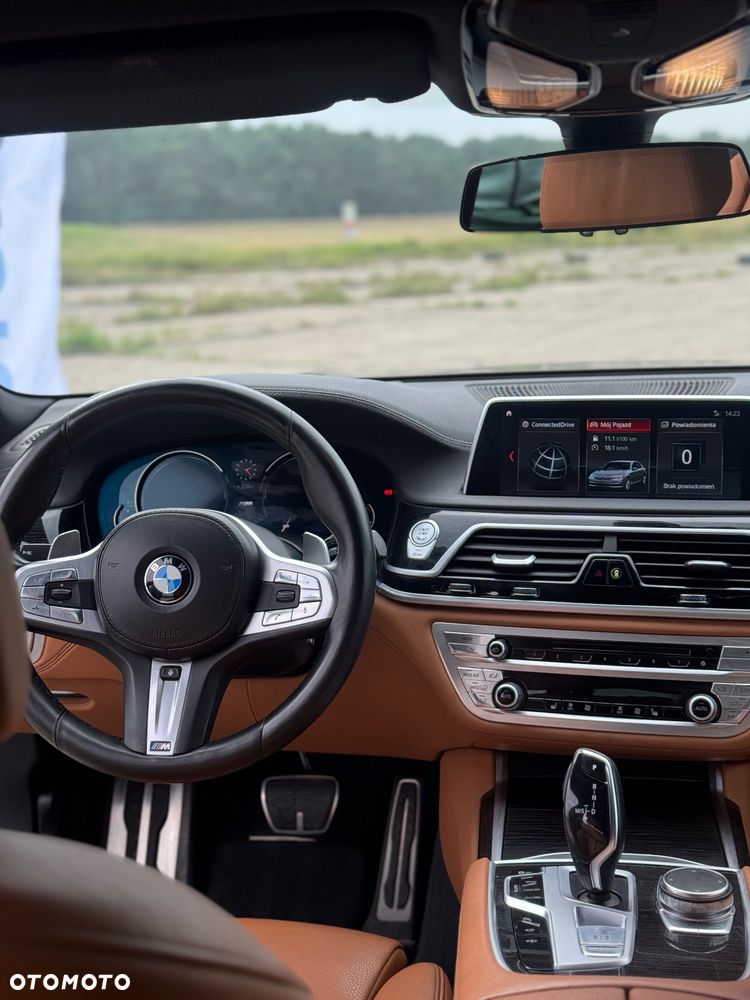BMW Seria 7 730d xDrive sport - 19