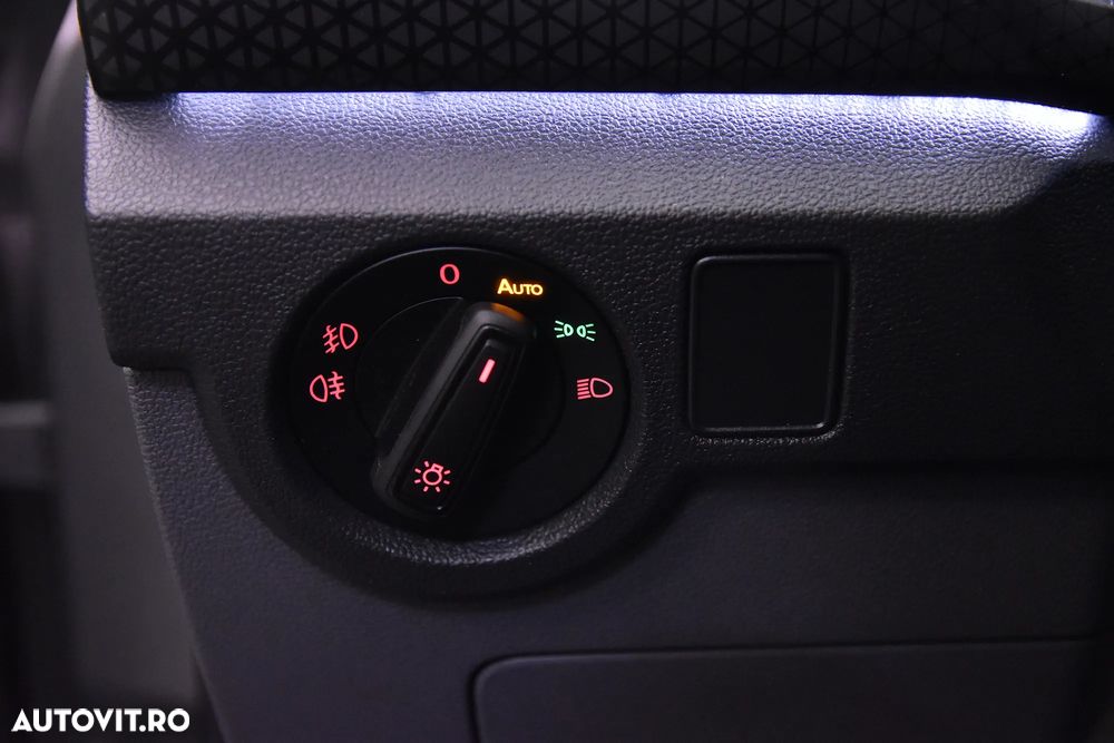 Volkswagen T-Cross - 15