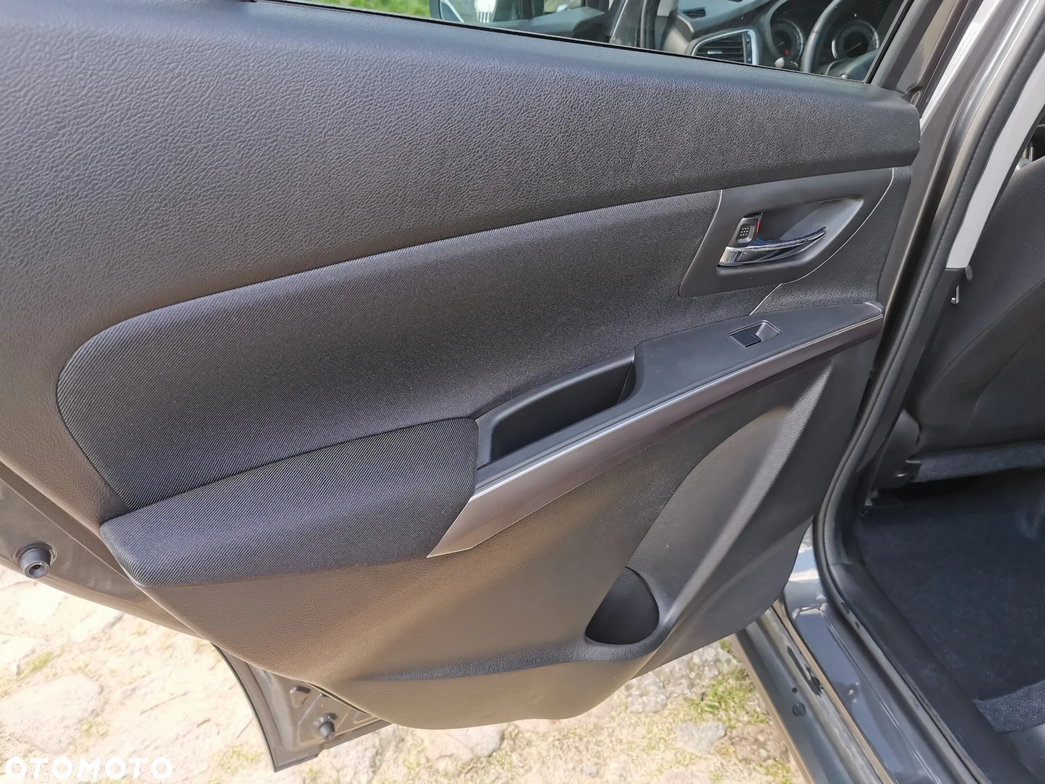 Suzuki SX4 S-Cross 1.4 T Premium 4WD - 16