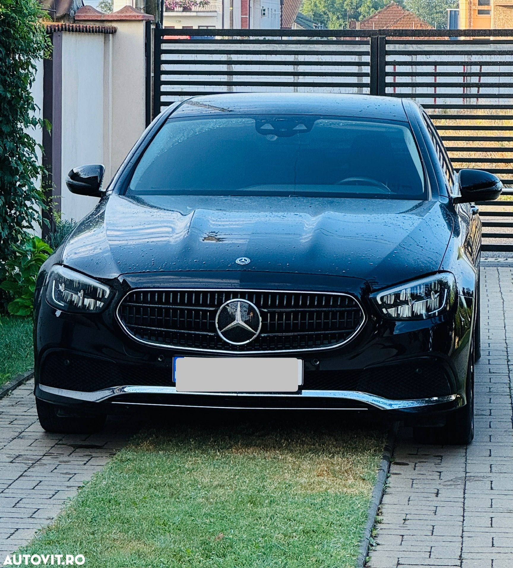 Mercedes-Benz E - 1
