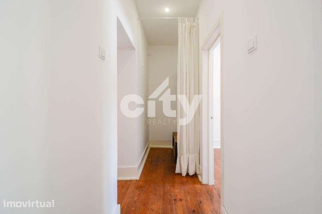 APARTAMENTO T2 JUNTO AO JARDIM DA ESTRELA - Grande imagem: 4/30