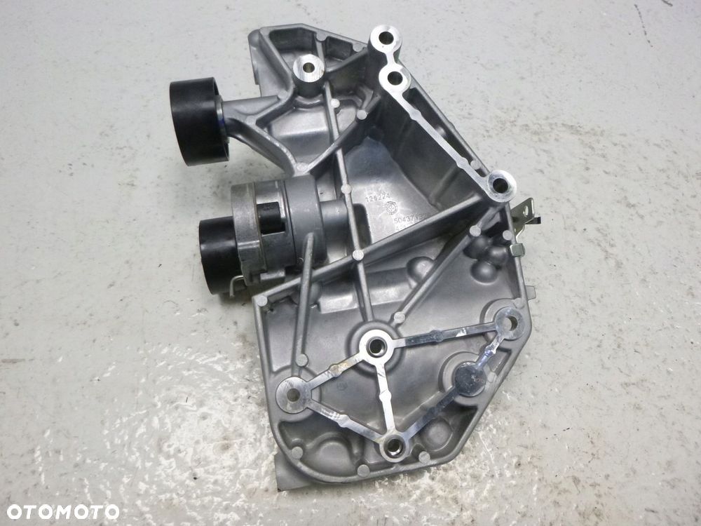 MITSUBISHI CANTER FUSO ŁAPA MOCOWANIE ALTERNATORA WSPORNIK ORYGINAŁ - 5