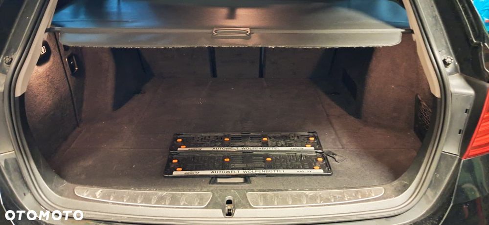 BMW Seria 3 320d - 24
