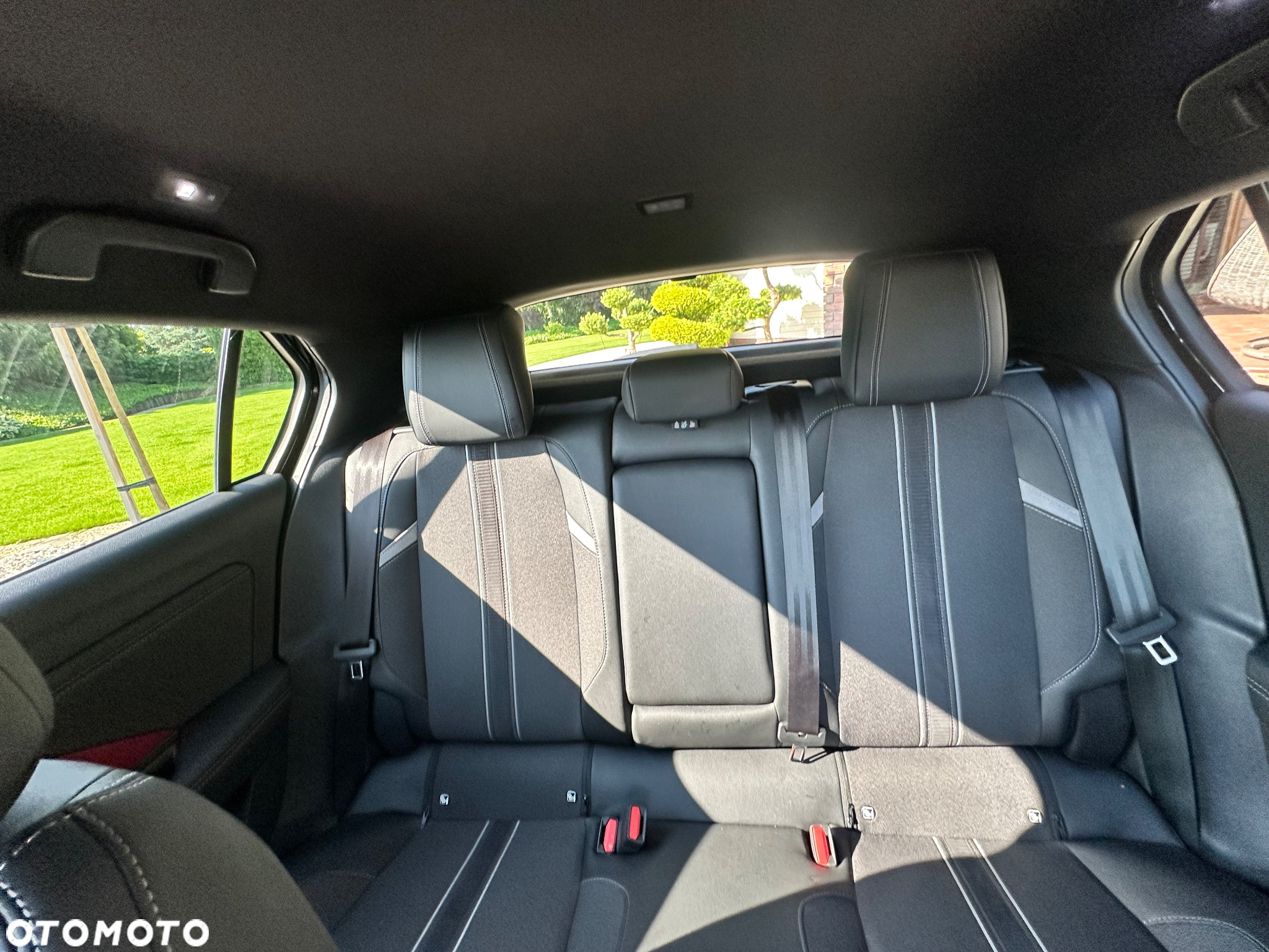 Opel Astra VI 1.6 T Plug-in Hybrid GS Line - 16