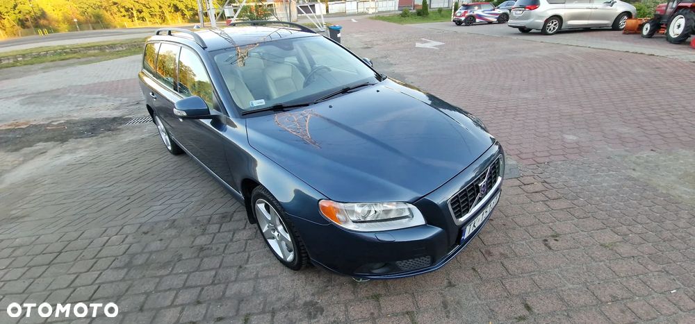 Volvo V70 2.0 Momentum - 33